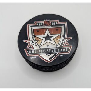 NHL All-Star Game 2002 Los Angeles Hockey Puck In Glas Co Souvenir LA 02 Black